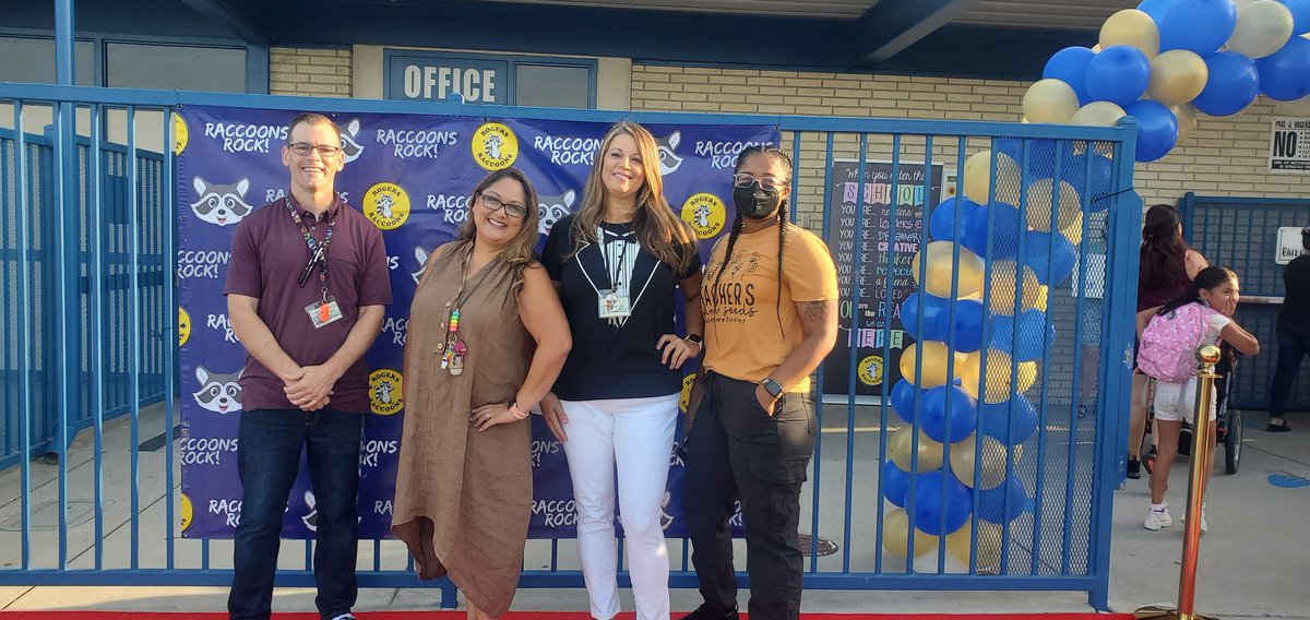 teamtreff's tweet photo. Lights! Camera! Action! First day of school and Back to School Night all wrapped in one! It was great together both my students and families! Looking forward to an amazing year. #raccoonsrock @Rogers_CJUSD @ColtonJUSD https://t.co/s7rObAwRot