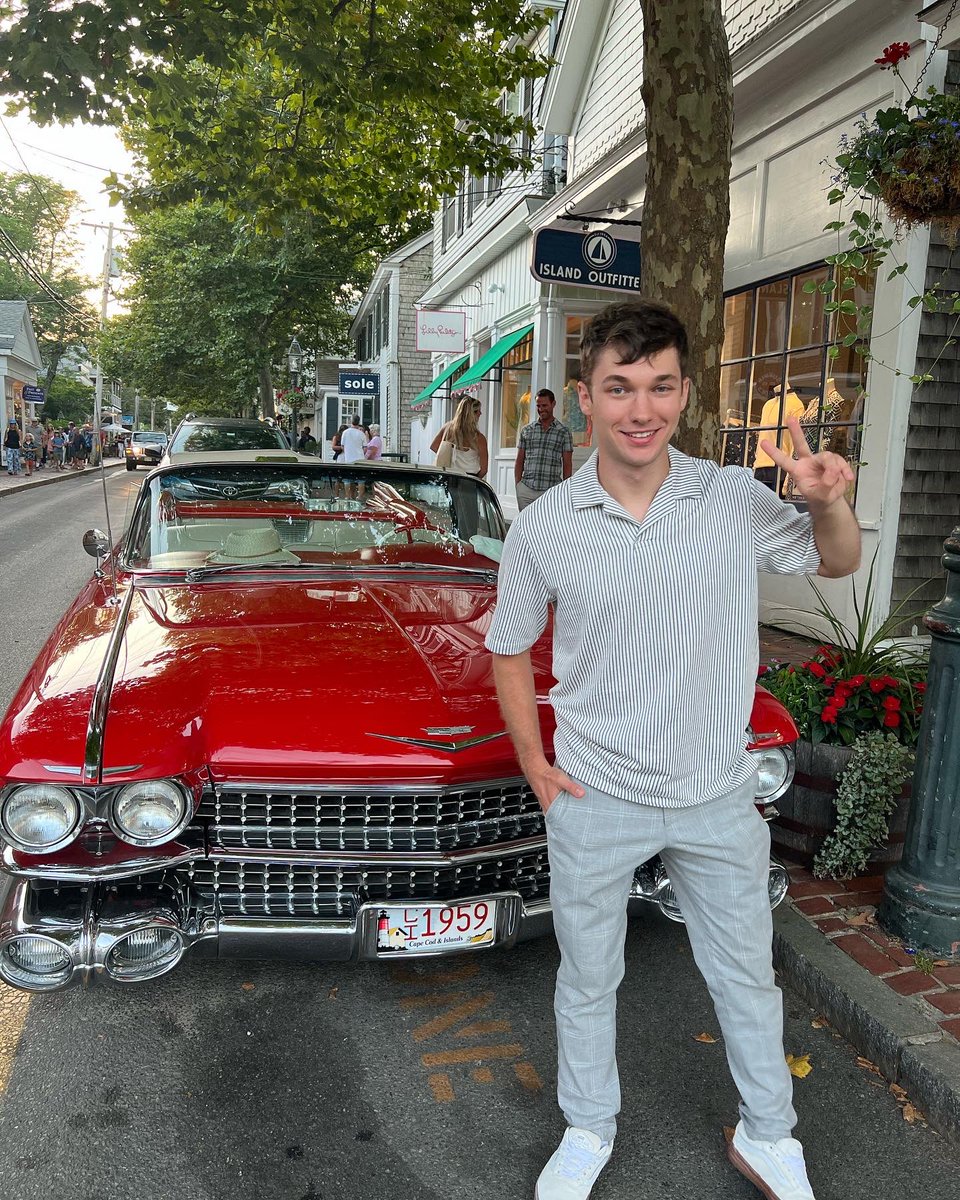 Art Bezrukavenko on Twitter: "Hot hot summer https://onlyfans