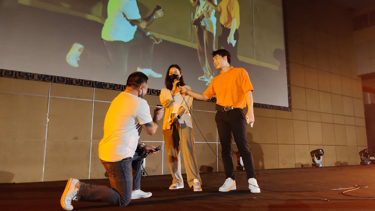 FUIYOH thank you Jakarta! 

Nieces and nephews, get tickets for Bali for tonight, only a few tickets left: megatix.co.id/events/nigel-n…