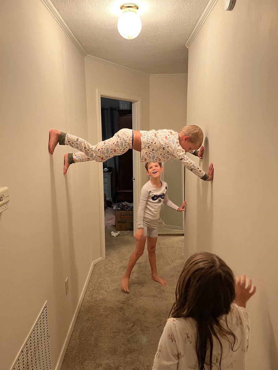 FrazierBrett's tweet photo. Sometimes little brother learns how to do crazy things. Sometimes they are not good things. He went all the way to the top. Already have incurred thousand$ in medical bills for these kids and we aren’t even halfway through raising them. #wallplank #ourownyouthgroup https://t.co/ZkH1BFibej