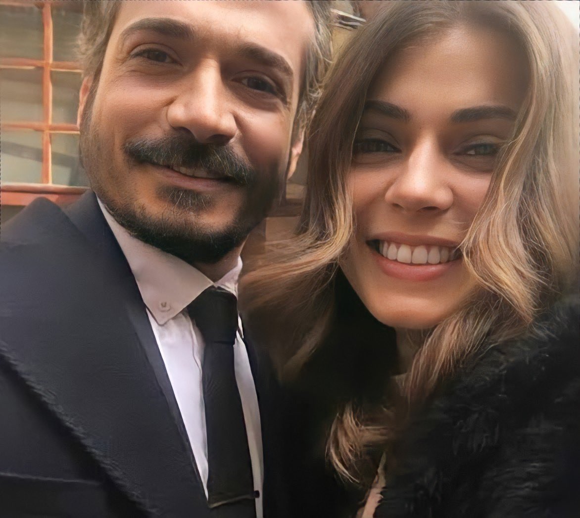 | Hoy terminó el personaje de Yaren en esta gran historia de #HercaiEnImagen ! 

Muchas gracias por tu increíble participación y por siempre ser cómplice de mis locuras. Gracias! TQM <a href="/YarenSadogluMx/">𝓨𝓪𝓻𝓮𝓷 Ş𝓪𝓭𝓸ğ𝓵𝓾</a>