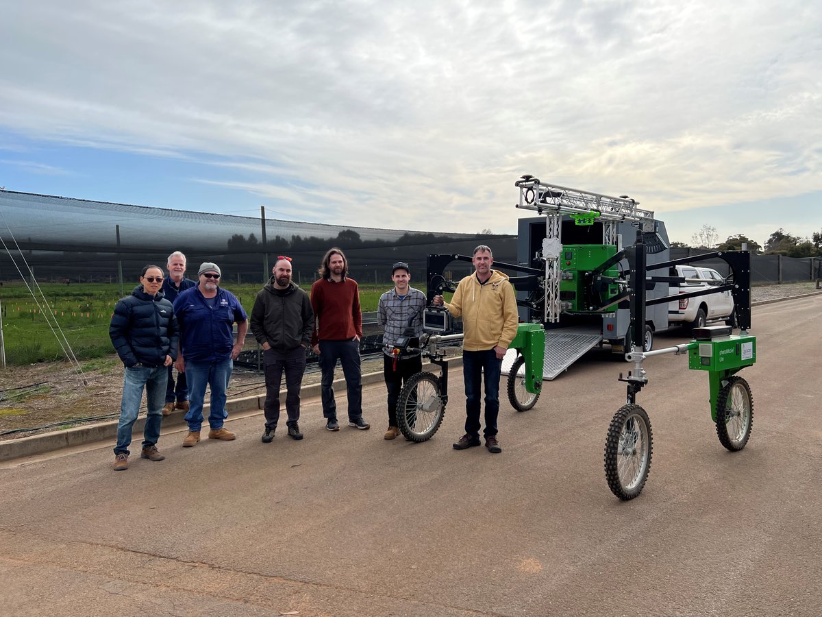 Excitement levels are high at APPF Adelaide node with the arrival of the phenoMobile! Big thanks to our <a href="/CSIRO/">CSIRO</a> colleagues for making the trip. #NCRISimpact <a href="/waiteresearch/">Waite Research Institute</a> <a href="/AgrifoodUoA/">Agrifood & Wine Uni of Adelaide</a>