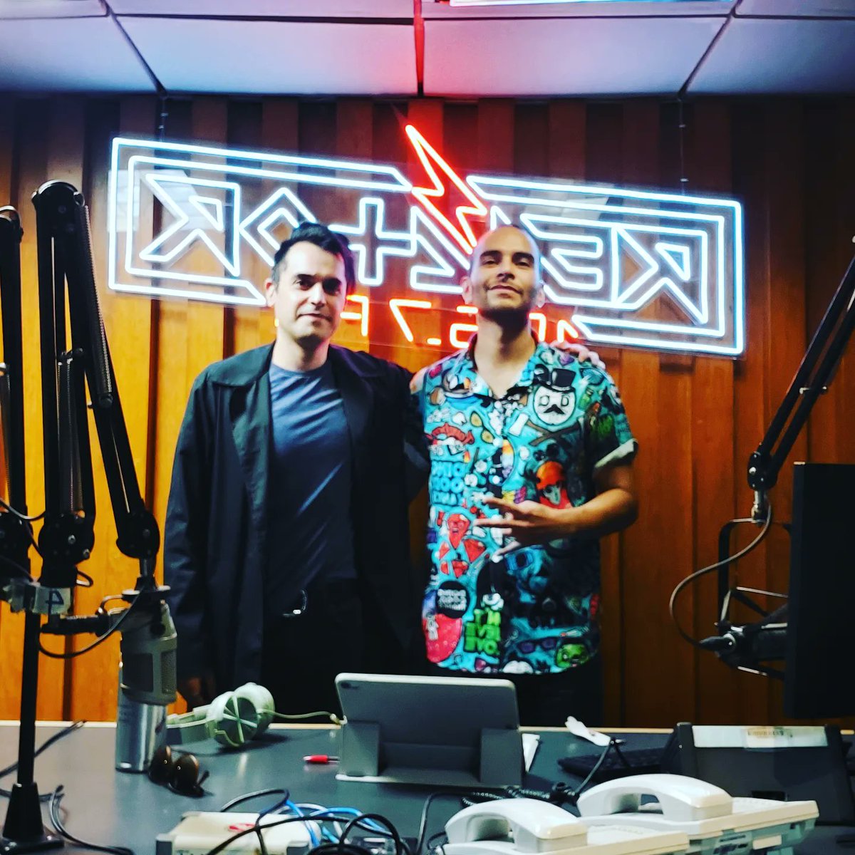 claudifonos's tweet photo. Hoy estuvo buenísima la entrevista con @DuranLeon en #CLAUDICAMOS por @reactor105 https://t.co/GHpfmreXEN