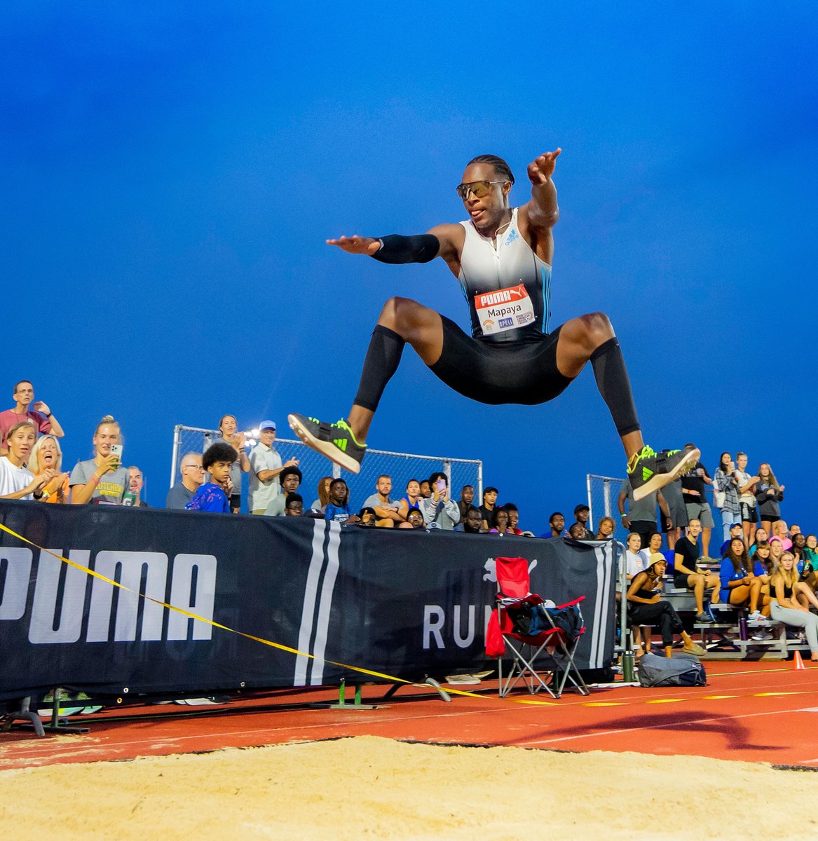 americantrack's tweet photo. #tbt to the Men's Triple Jump competition in Memphis, Tennessee. Chengetayi Mapaya leaps 16.39m winning the 2022 Ed Murphey Classic.🔥
📸 @pumarunning
#triple #jump #triplejumping #jumper #jumps #jumps #trackandfield #tracklife #tracklife💯 #win #winning #murpheyclassic https://t.co/Z9hWcmsgAh