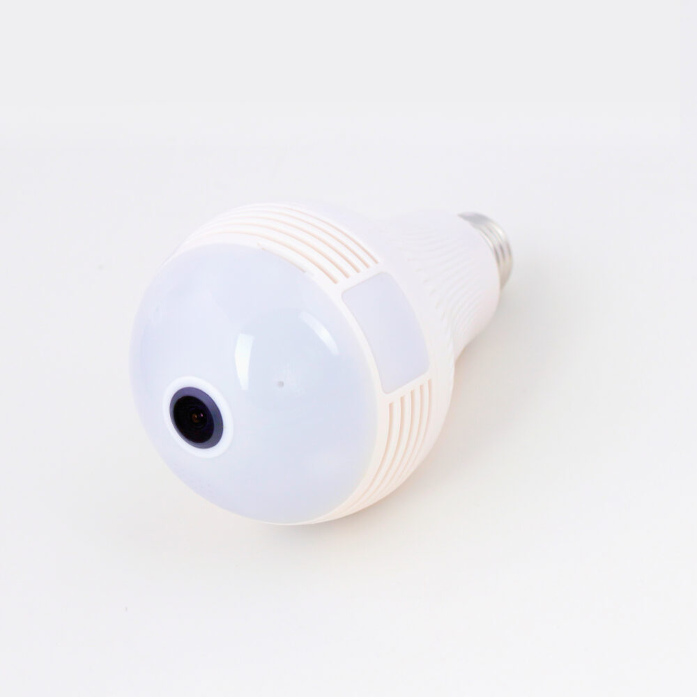 Catchez3's tweet photo. #phoneaccessory #electronics #outlet #shoppingtime Panoramic Security Bulb Camera https://t.co/OofPD6z9wH https://t.co/xASbtqa7ee