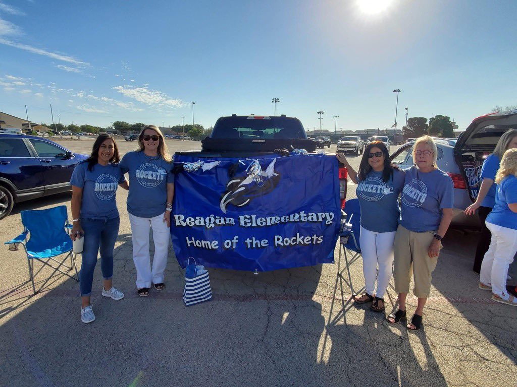 Excited about the new school year and the new leadership team! <a href="/TriciaHartman19/">Tricia Hartman</a> <a href="/reagansaisd/">Reagan Elementary</a> <a href="/SanAngeloISD/">San Angelo ISD</a>