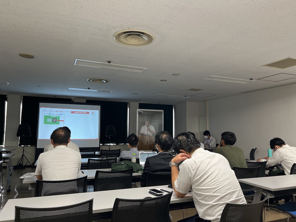 HilscherJapanKK's tweet image. 【展示会出展のご報告】8/2、3日に東京で産業オープンネット展が開催され、ヒルシャーもブース展示＆セミナーを行いました。多くの方にお立ち寄りいただき、誠にありがとうございました。
#産業オープンネット展 #ヒルシャー #netMOTION #モータ制御 #超小型SoC #産業用通信インターフェース #IIoT