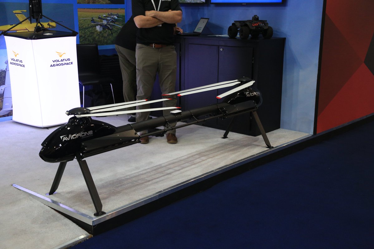 FatherFantaskis's tweet photo. And here's an alternative, with the cargo not enclosed within the #UAV but in a cardboard box, held on grabs along an underside rail system, close to its centre of gravity. The #Avidrone 210TL. Anyone else see a Bristol #Belvedere ? @thinkdefence #FIA2022 https://t.co/mzs3FmxFOF
