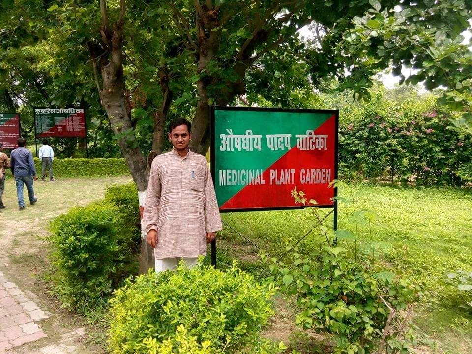 sudhanshu_nasa's tweet photo. जड़ी बूटियों से ही वर्तमान समय में जो वायरस वायरल इत्यादि संबंधी रोग चल रहे हैं उनसे बचाव होता है अर्थात जड़ी बूटियों से मानव की जान बचाई जा सकती है
@yogrishiramdev
@Ach_Balkrishna
@rakesh_bstpyp
@Sadhvi_Devpriya
@sudhanshu_nasa
#जड़ीबूटीदिवस #JadiButiDiwas
🧘‍♂️🇮🇳 🚩 https://t.co/8AJcXtl2s5