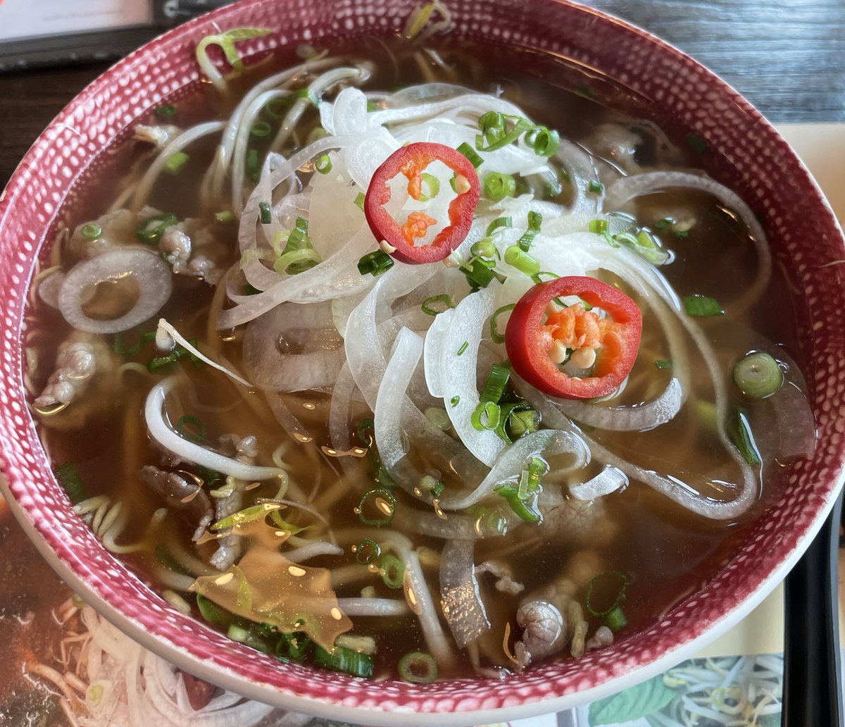 오늘 점심은 쌀국수고요
음 ~ 홍윤이네요(존나 맛잇음)

여러분도 홍윤같은 점심 챙겨드세요♥️♥️♥️