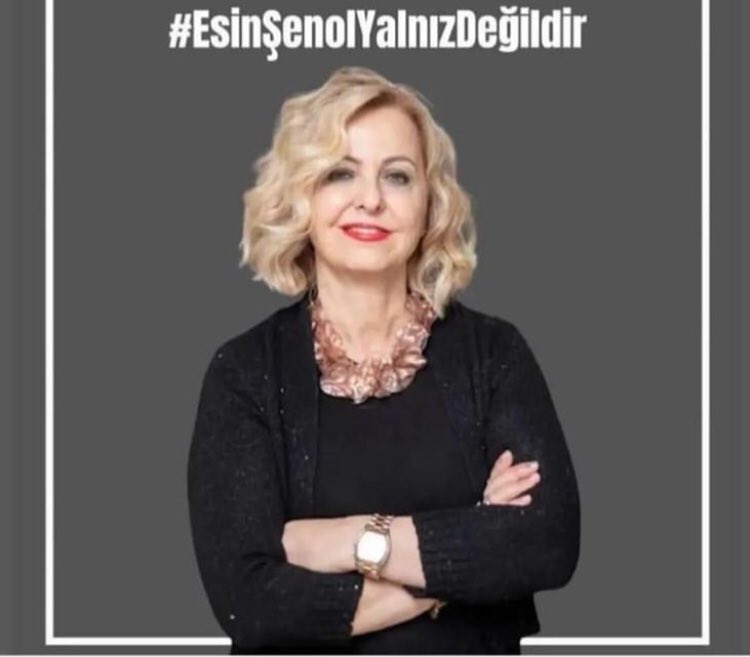 Aşı firmalarından para alıyor diyenler, çoğu muayenesinden ve bilimsel temeli olmayan gıdalar sayesinde milyonları götürenleri savunuyorlar.
 #AlkışlarlaÖldürülüyoruz