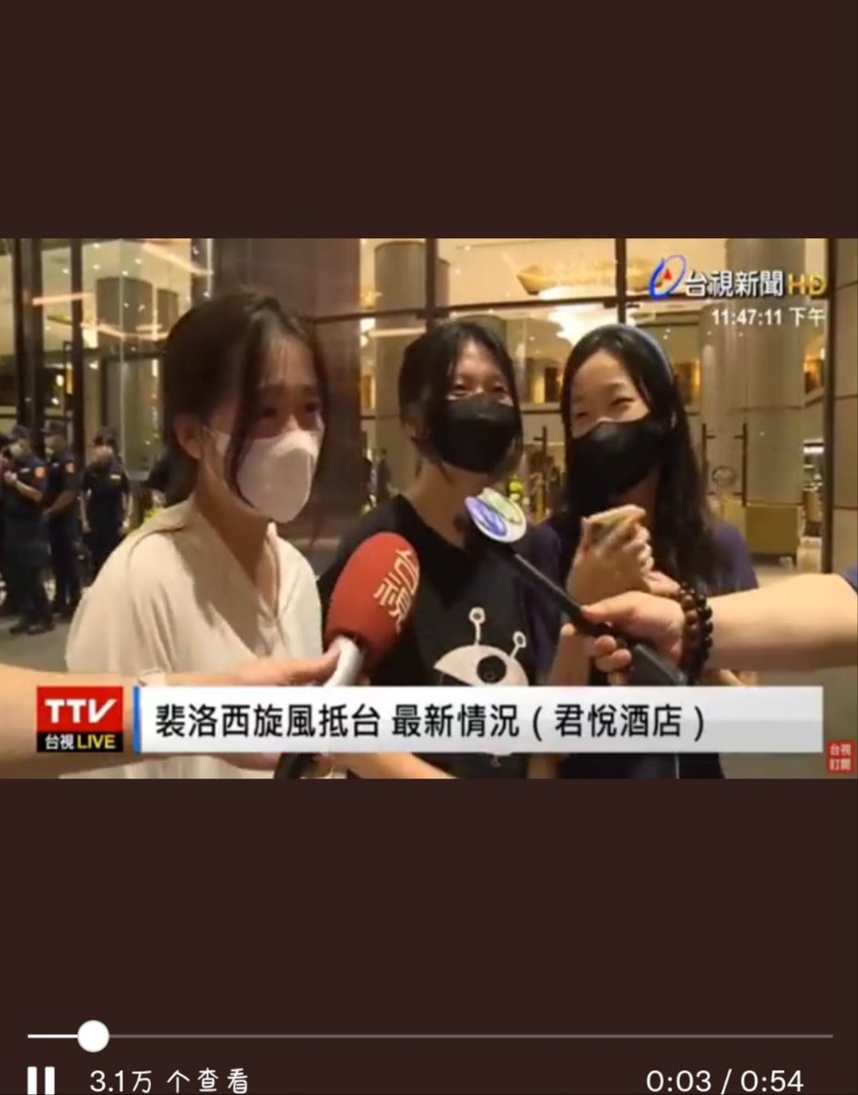 xiaolinYC's tweet photo. @WhynotbYasso @littlelionon @Winwinzhang3 @PeifenHsieh @SpeakerPelosi 不不不，很多台湾大学生都是想当狗的，例如下面这三只 https://t.co/fGg9oa2iea