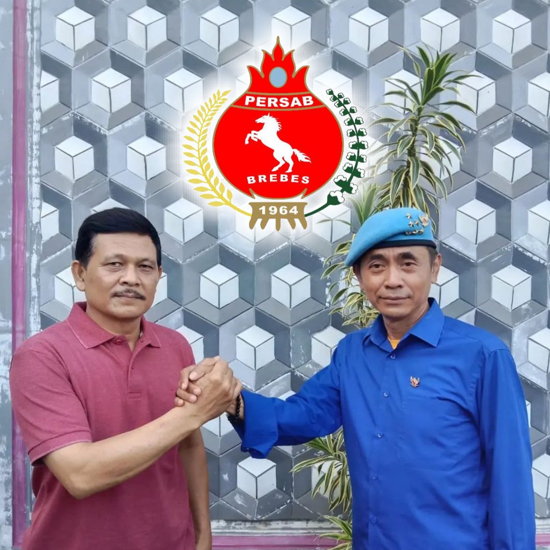 Ketika lord turun tangan, sepakbola Indonesia sedang tidak baik-baik saja! 😲

Lord Rangga dipilih sebagai manajer klub liga 3, Persab Brebes melalui kongres bersama tujuh bakal calon ketua umum Persab. 

Menuju tatanan dunia persepakbolaan Indonesia yang baru ✊🏼