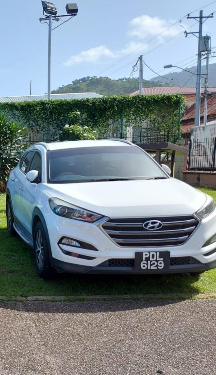📡📡📡📡 This vehiclle was stolen tonight please inbox me if you see this vehicle ..any where or contact the nearest police station.If you see something say something please!!!
Signal Boost!!