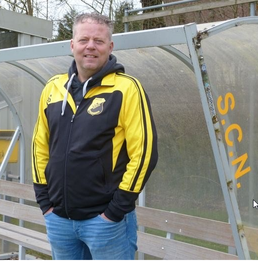 In aanloop naar het Prent <a href="/dorpentoernooi/">Prent Dorpentoernooi</a> zijn de trainers van de deelnemende verengingen geïnterviewd. Het woord is aan de trainer Bart Smid van SCN.

hodo.nl/1/684/trainers…