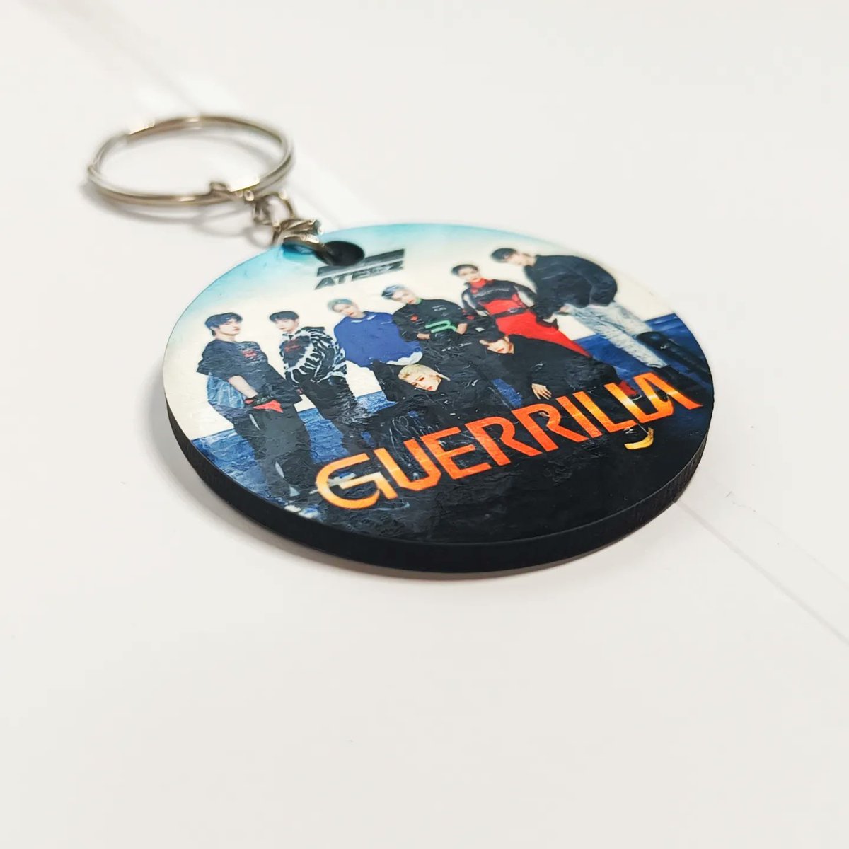 DropshyShop's tweet photo. Llavero en madera K-Pop de ATEEZ - GUERRILLA

🛒https://t.co/GBOiqR4yp8

#KPOP
#ATEEZ #ATEEZ_GUERRILLA https://t.co/dKfZz5D1z1