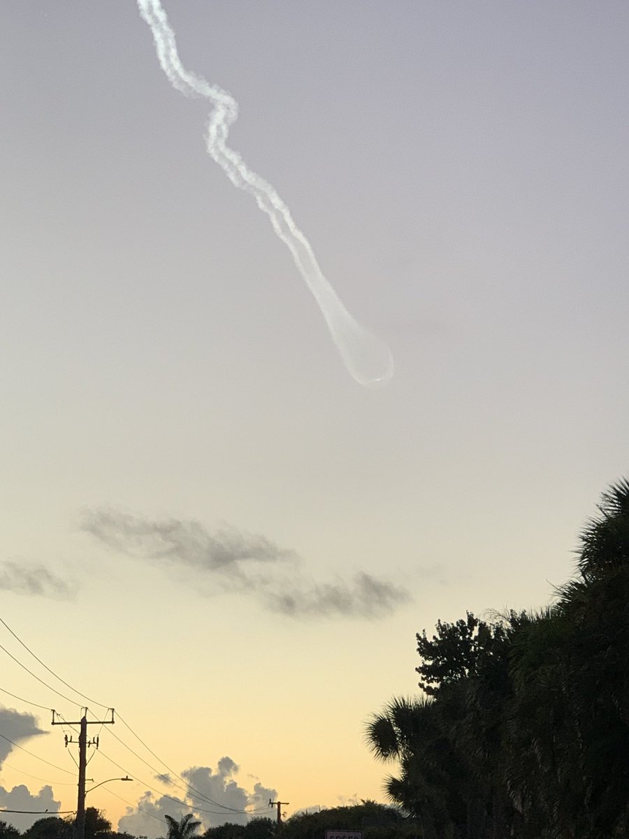 DeborahHerman's tweet photo. I just ❤️ a good morning launch, makes my coffee taster even better 😂🚀

#SBIRS #GEO6 #AtlasV #thursdayvibes #spacecoast https://t.co/DpiE5DZIAf