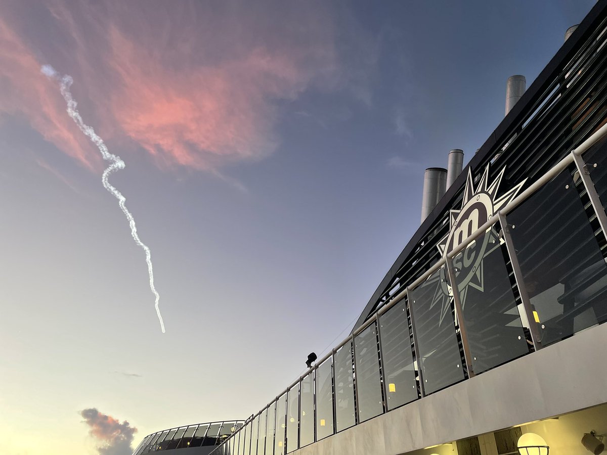 UCFENGR02's tweet photo. Beautiful launch this morning. #ula #atlasv #SBIRSGEO6 https://t.co/uLpgIab4Un