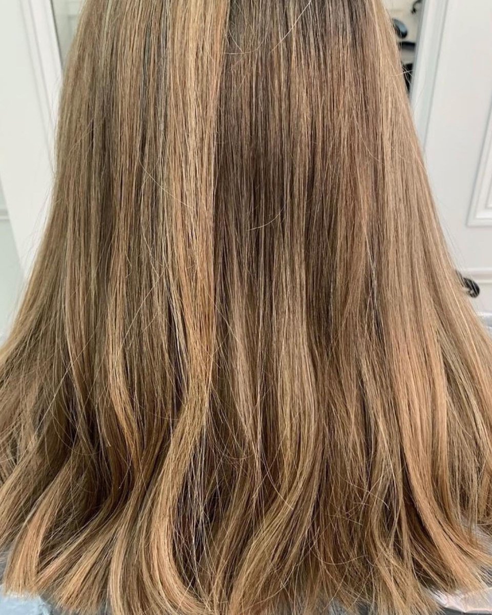 A new month, and a new week made with a trip to @RUSHHairBeauty 💥 This colour transformation has got us booking in right away 💖 #edenshoppingcentre #edenshopping #beauty #beautyateden #hair #hairdressers #hairstylist #hairsalon #rush #rushhairandbeauty