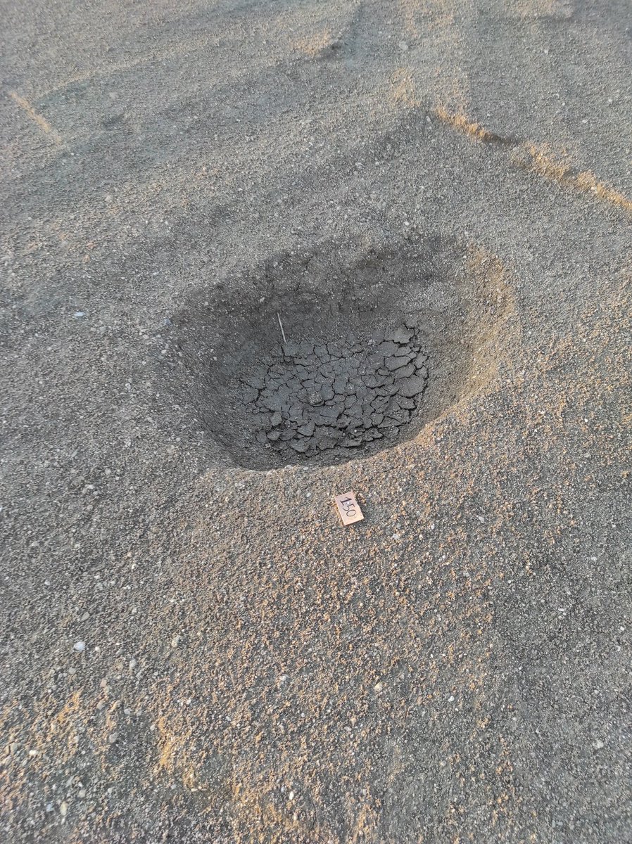 parlaenbici's tweet photo. ¿Nuevos yacimientos? ¿Siguen los hallazgos de la necrópolis en otro asentamiento?. Todo pinta a que si #parla #humanejos #yacimientos https://t.co/HMlhcE0dul