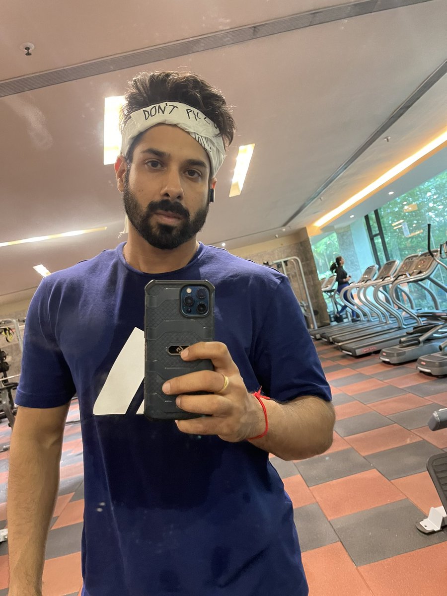 u won’t win until u loose .. keep fighting ur battle ..👊🏻💟