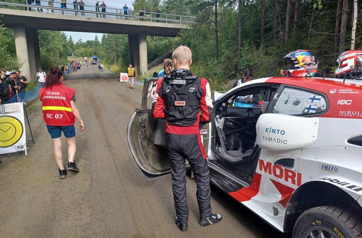 SaariJarno's tweet photo. #WRCLive Shakedown is soon to be restarted, message from stage commander.
#SectoRallyFinland #InfoTeam https://t.co/ZNGvVMeB3C