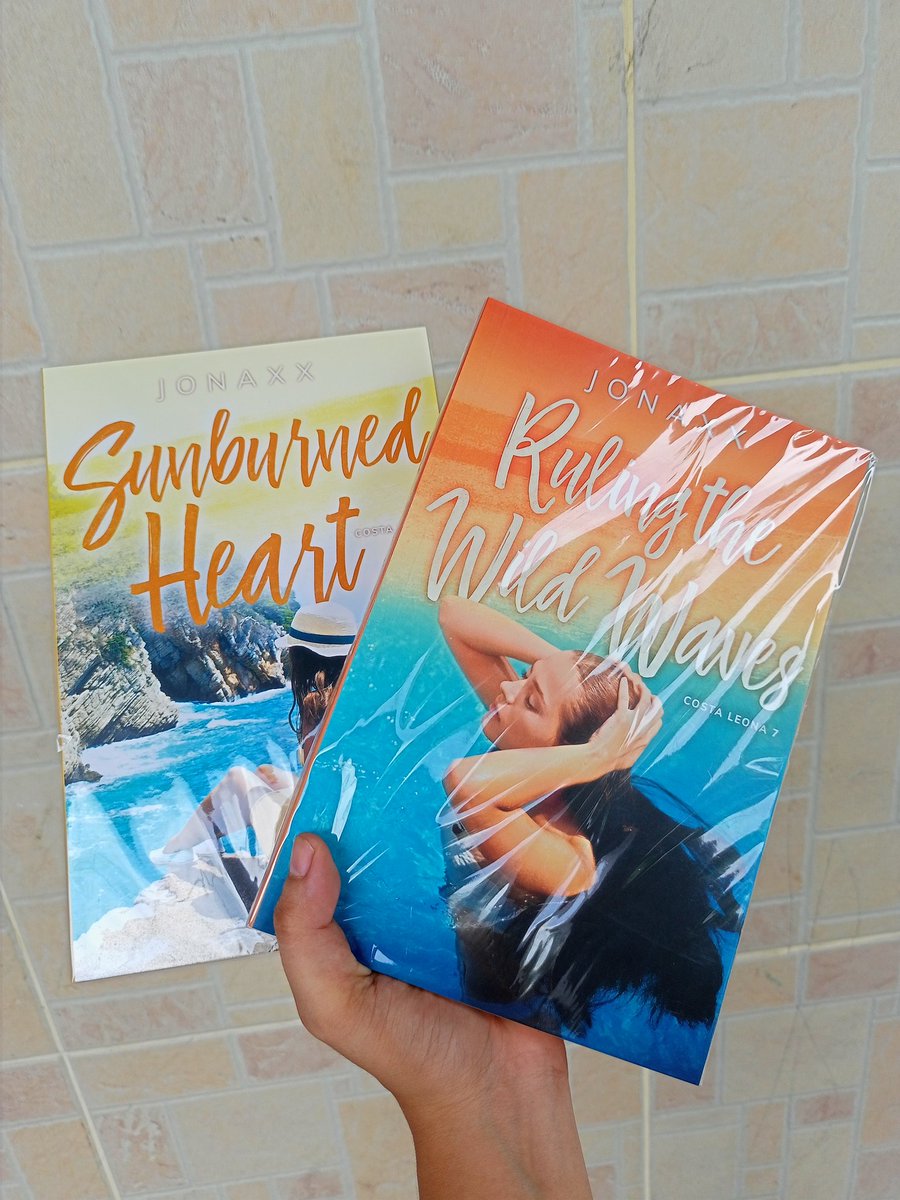 innocentLeil's tweet photo. What a perfect timing✨
Got my CLS 7&amp;8 today🤗

#EterNINEtywithJSLs https://t.co/nphO2nRhSE
