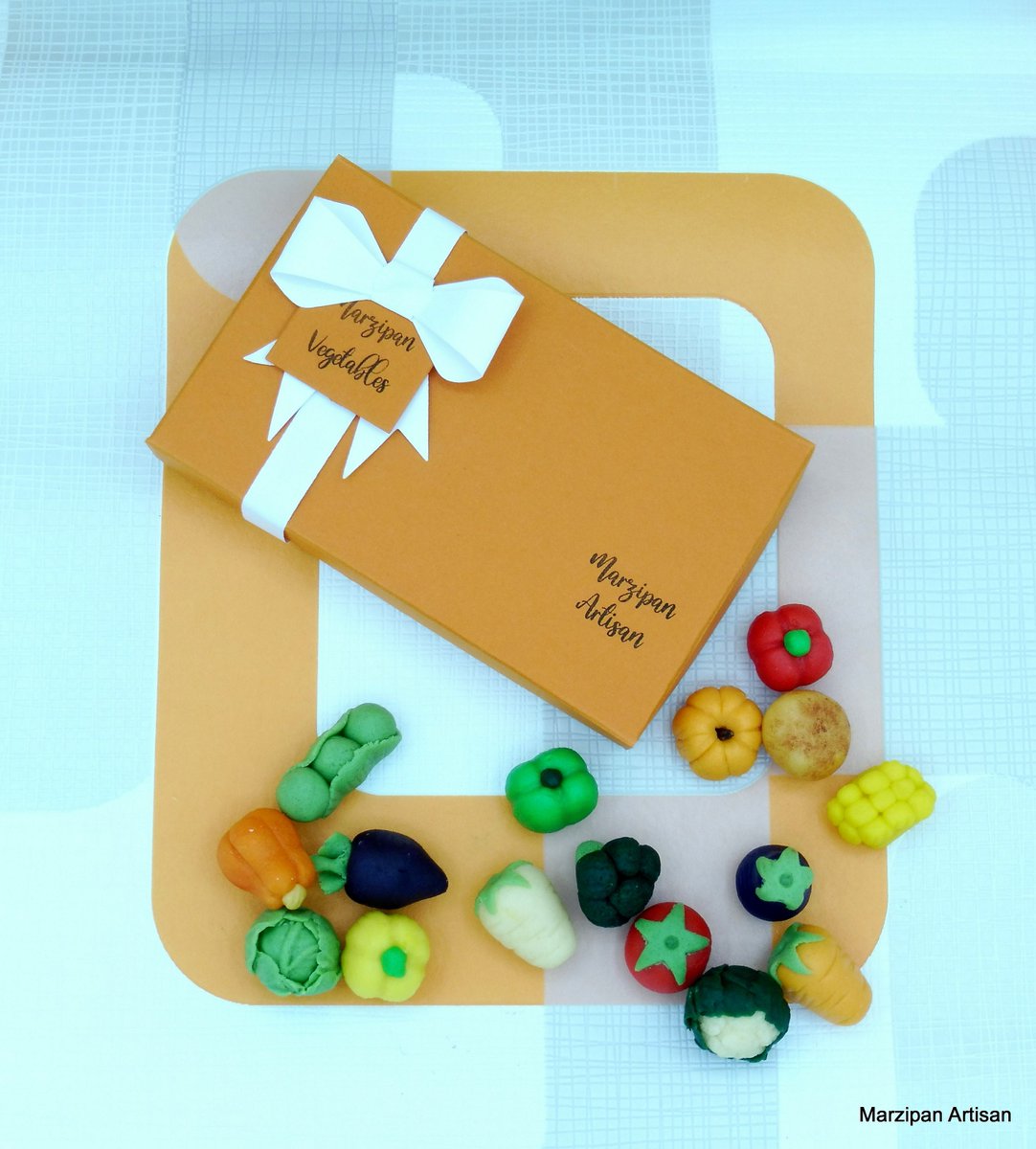 marzipanartisan's tweet photo. Marzipan Vegetables Box Of 15 Novelty Food Lovers Gift Allotment Vegan Foodie https://t.co/g7vVCq6Pa3 #rainbow #birthday #cakedecoration #gardeninggift #ediblecaketopper #marzipanveg #vegetarianveggies #marzipanart https://t.co/eLSGHD18oL
