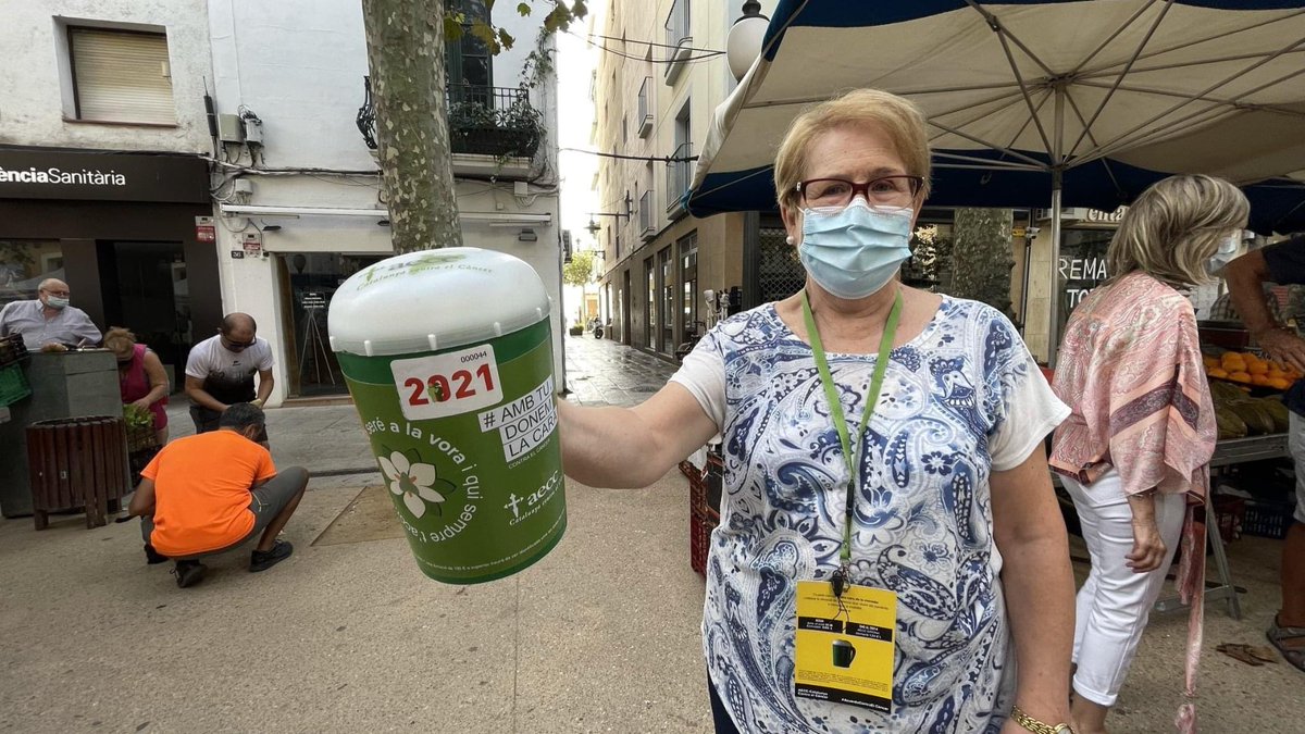 Blanes_cat's tweet photo. Notícia: #Blanes acull aquest cap de setmana la col·lecta d’estiu @ContraCancerGIR Dissabte tot el dia, i Diumenge al matí hi haurà #voluntariat arreu de la vila recollint donatius per #recercaoncològica
https://t.co/WWThmGFXuu
#recapta
#càncer
#solidaritat
#voluntariat https://t.co/qsiDjw7j0g