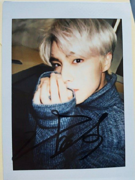 djlxver's tweet photo. 좋아하는 샤오쥔 폴라로이드 모음 ˖◛⁺˖♡ https://t.co/vs9wMazjEv
