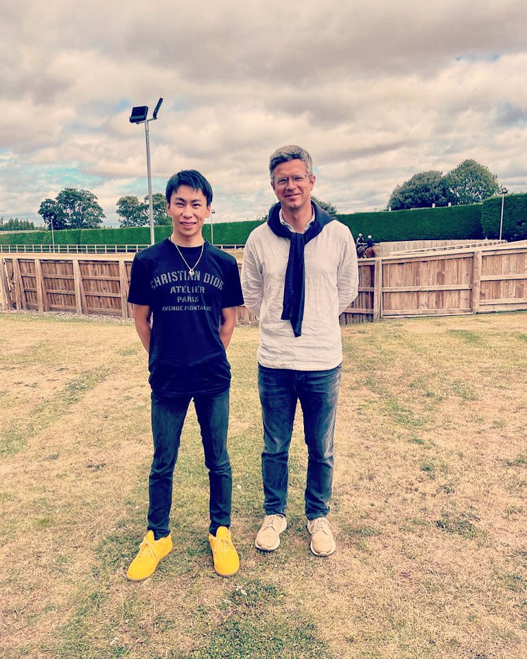 We were honoured to be visited by leading Japanese jockey Takeshi Yokoyama during his first visit to Newmarket. Takeshi represents The Rest Of The World in the @DubaiDutyFree Shergar Cup @Ascot on Saturday. Good luck Takeshi! 🍀🇯🇵🏇🏻💫🌍