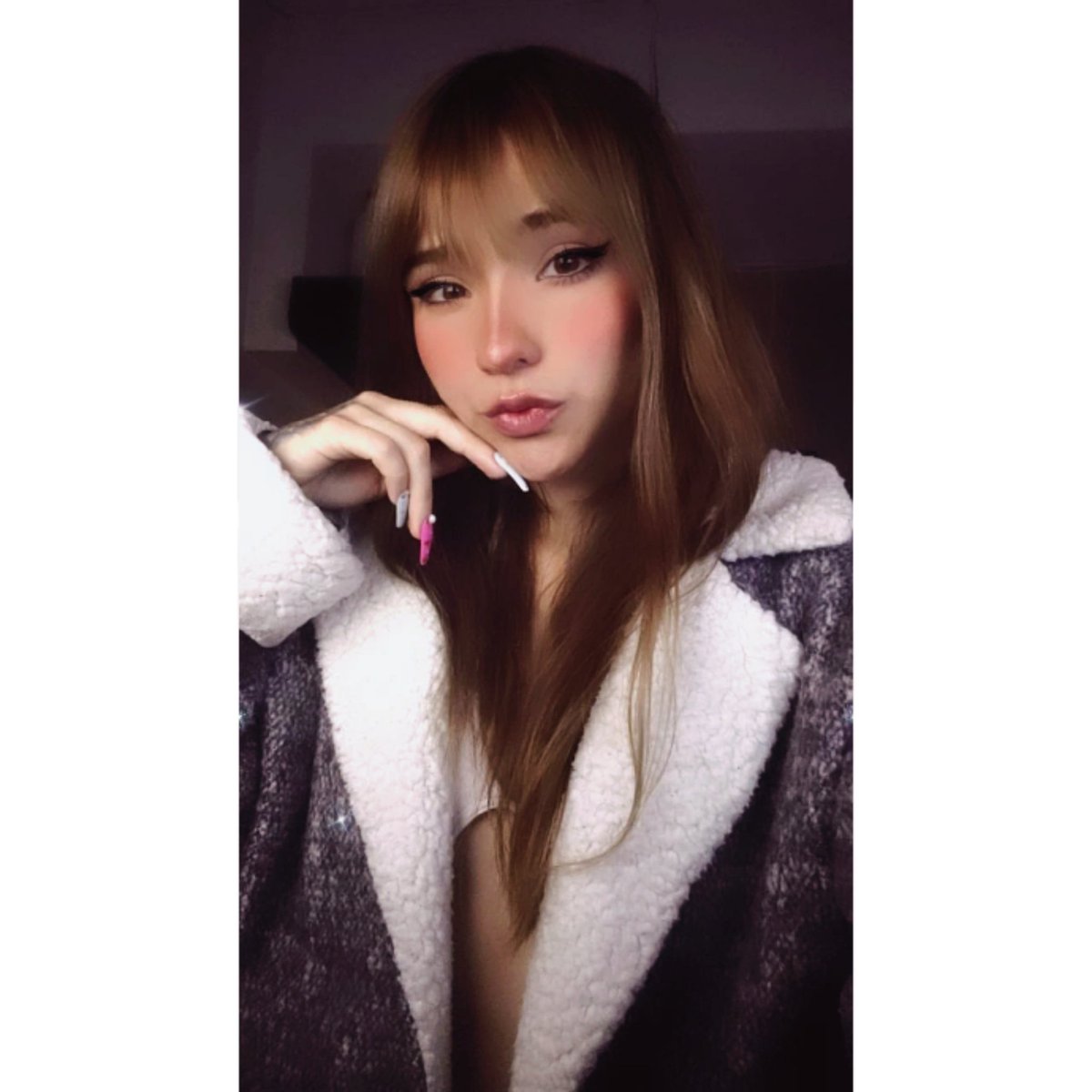 LilyBabybo's tweet photo. #NuevaFotoDePerfil https://t.co/2J0P4lPfyH