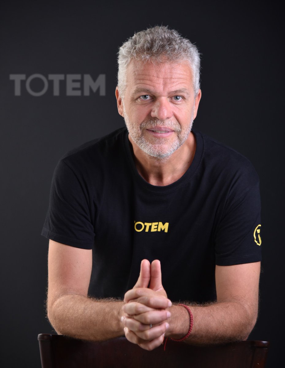 (1/2) La #BruíxolaEstiu de <a href="/OndaCero_cat/">Onda Cero Catalunya</a> suma hoy un nuevo invitado de lujo lleno de talento y mucho carisma. Mr. Branding <a href="/AndyStalman/">Andy Stalman</a> a partir de las 19:30h con <a href="/MarcoChiazza/">Marco Chiazza</a> #Totem