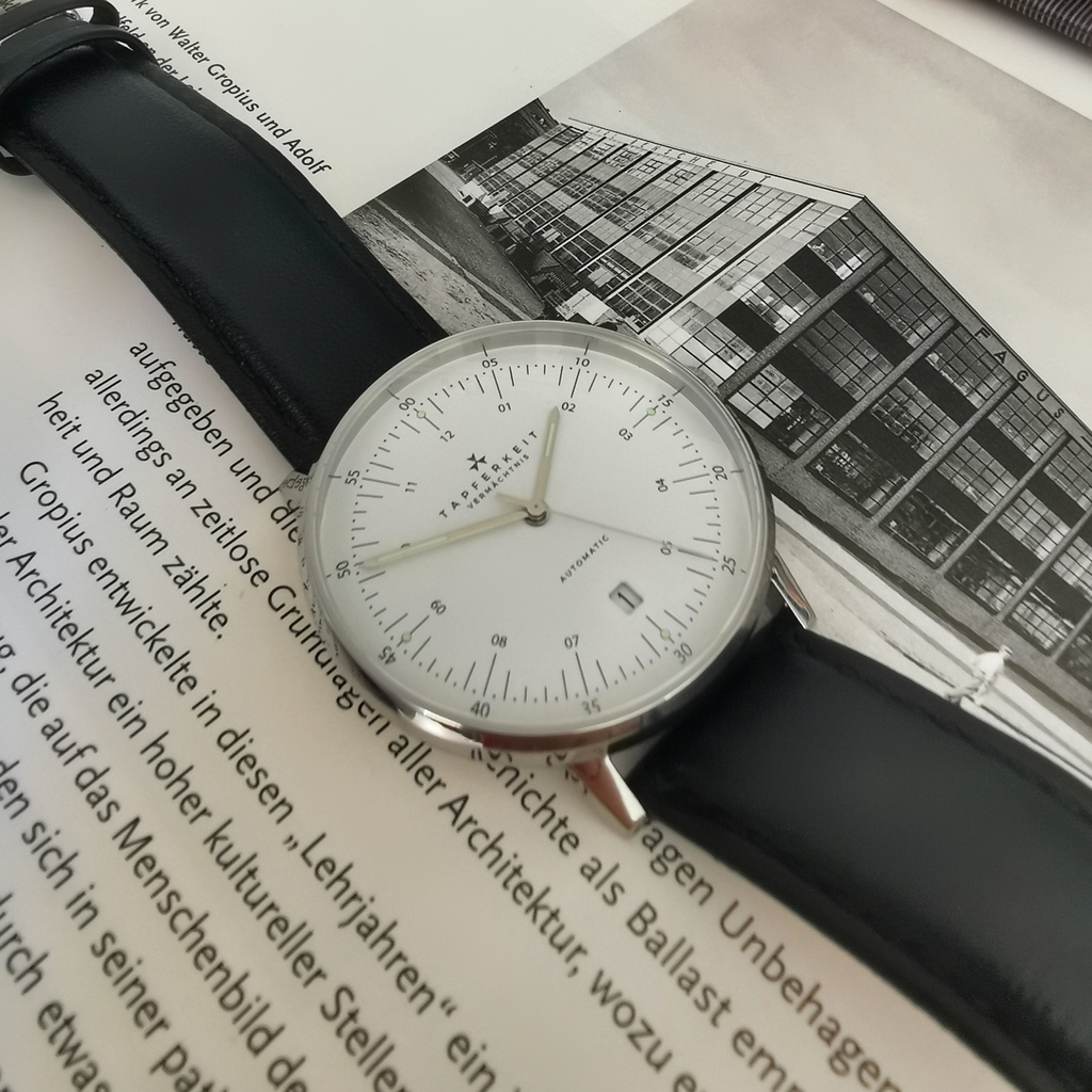 tpktwatches's tweet photo. A classic combination that never fails to stand out. https://t.co/iJqNeeccqj