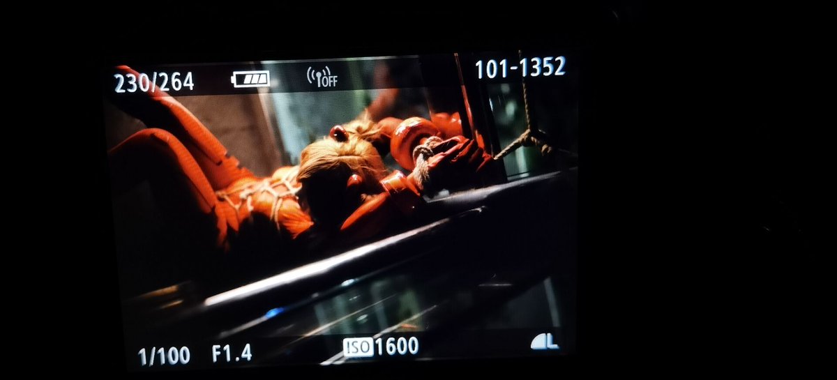 被捆起来了。
#Eva #捆绑束缚 #cosplay https://t.co/ltMuwegBYQ