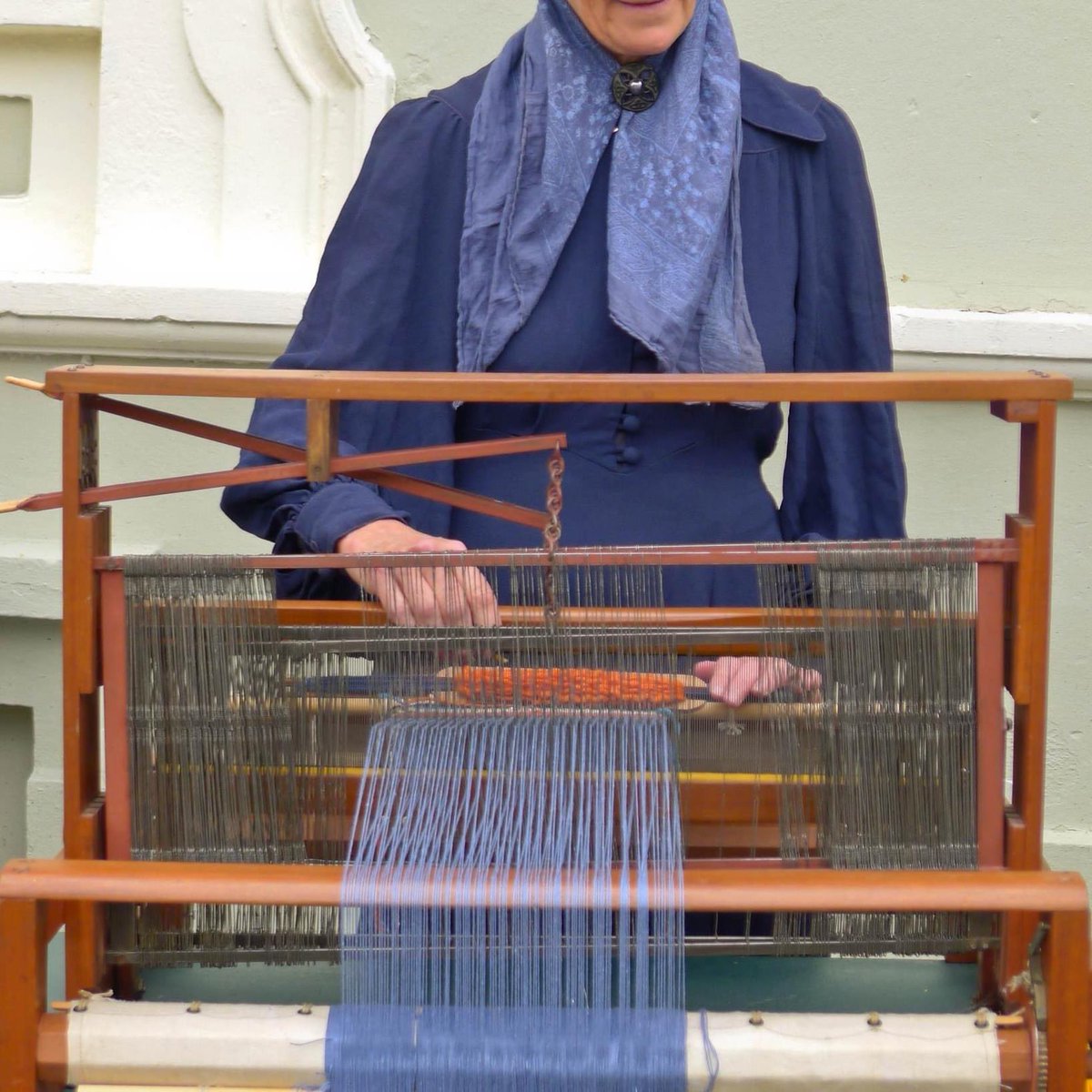 Linen and weaving have long been a part of Bandon's heritage. See it in action Sunday 21st August 12-5

#heritage #familyfun #heritageskills #lovebandon #bandon 

@HeritageHubIRE @irishwalledtown @Corkcoco @HeritageWeek @pure_cork