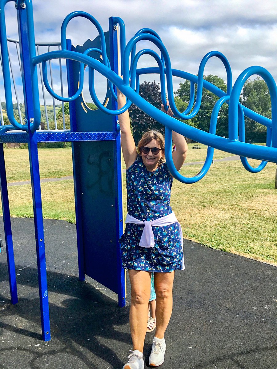 Wonderwomandebz's tweet photo. I’m actually doing very well with my ‘carry-on only for a month’ o’seas but I did pop into a charity shop in Cheddar, bought this cute little dress £4. It has pockets &amp; is super comfy. #CarryOn #midlifeblogger #travel #over60style #travelfashion Read more: https://t.co/7c6QKbTA8Q https://t.co/pFSWbGW0gv