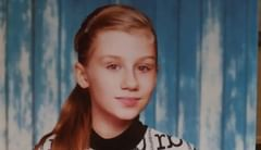 yu06z's tweet photo. #RussiaTerroristState 
#russiaisaterrorisstate 

A 13-year-old girl was found murdered in the temporarily occupied Melitopol. A terrible find was discovered by local residents in the park. The dog dug a child's hand out of the ground. https://t.co/26k8pMvBzX