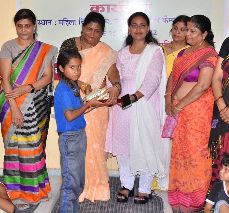 renubtp's tweet photo. Kindly help Hon.sir @sndeep Ji and Ma'am @sion_kongari ji..These children rescued by us from #child_labour.Several others still facing #Child_labour .All these are #malnourished ,These Need holistic rehabilitation immediately.Kindly help Hon.@sndeep @sion_kongari @ActionAidIndia https://t.co/a0AzYZZ5dj