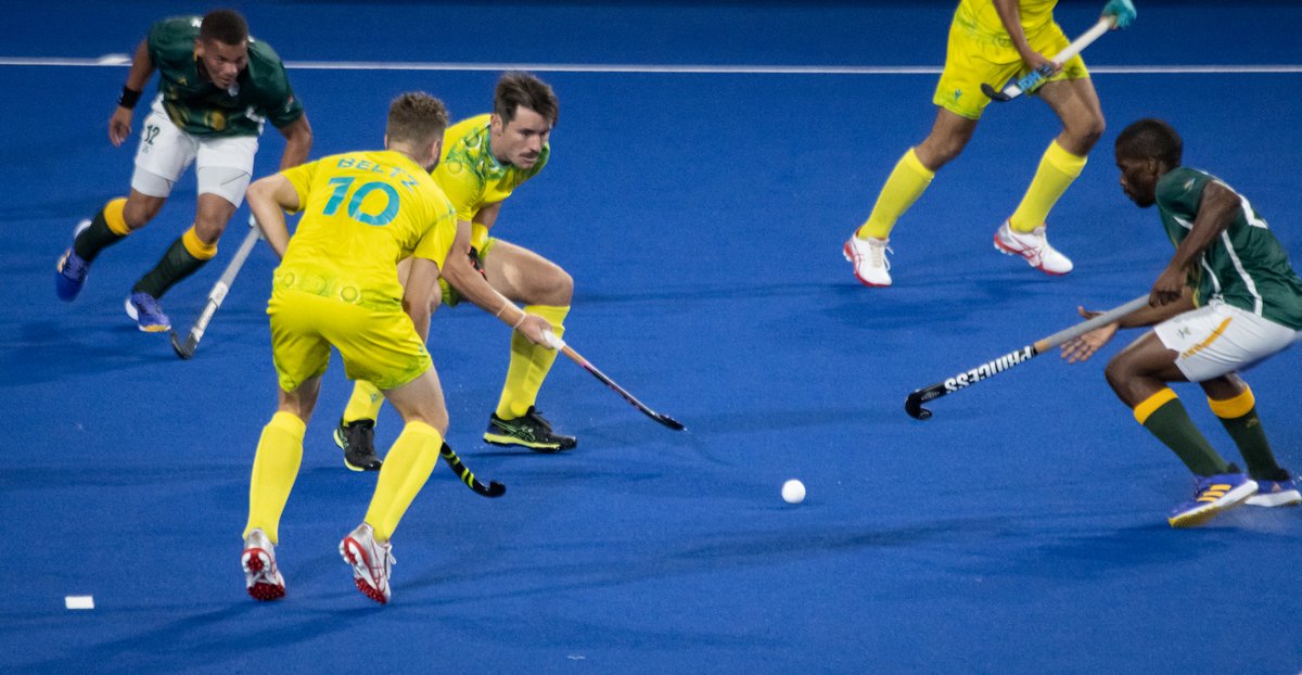 StemCellBham's tweet photo. Congratulations #AustraliaHockey team at the #CommonwealthGames2022 @unibirmingham last night. It was a fast paced game against South Africa and was amazing to watch. #Hockey #CWG2022 #Birmingham2022 https://t.co/pE5ywEuyhT