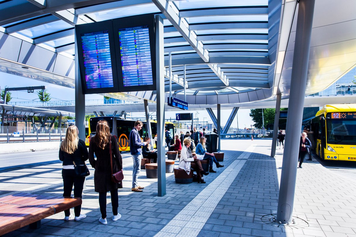 Reis je op vrijdag 19 of zaterdag 20 augustus met de bus of tram in provincie Utrecht? Dan geldt er i.v.m. de Vuelta een aangepaste dienstregeling. Plan je reis voor vertrek via u-ov.info voor een actueel reisadvies.