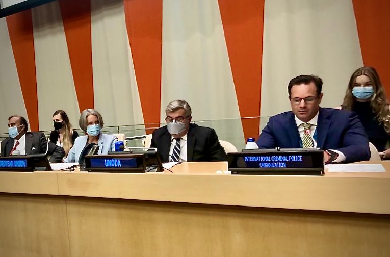 INTERPOL_HQ's tweet image. INTERPOL was pleased to participate at the #EU @UN_OCT 🇪🇺 🇺🇳 side event on the margins of #NPTRevCon, to speak about @INTERPOL_CBRNE and the universalisation of the International Convention for the Suppression of Acts of Nuclear Terrorism #ICSANT ☢️