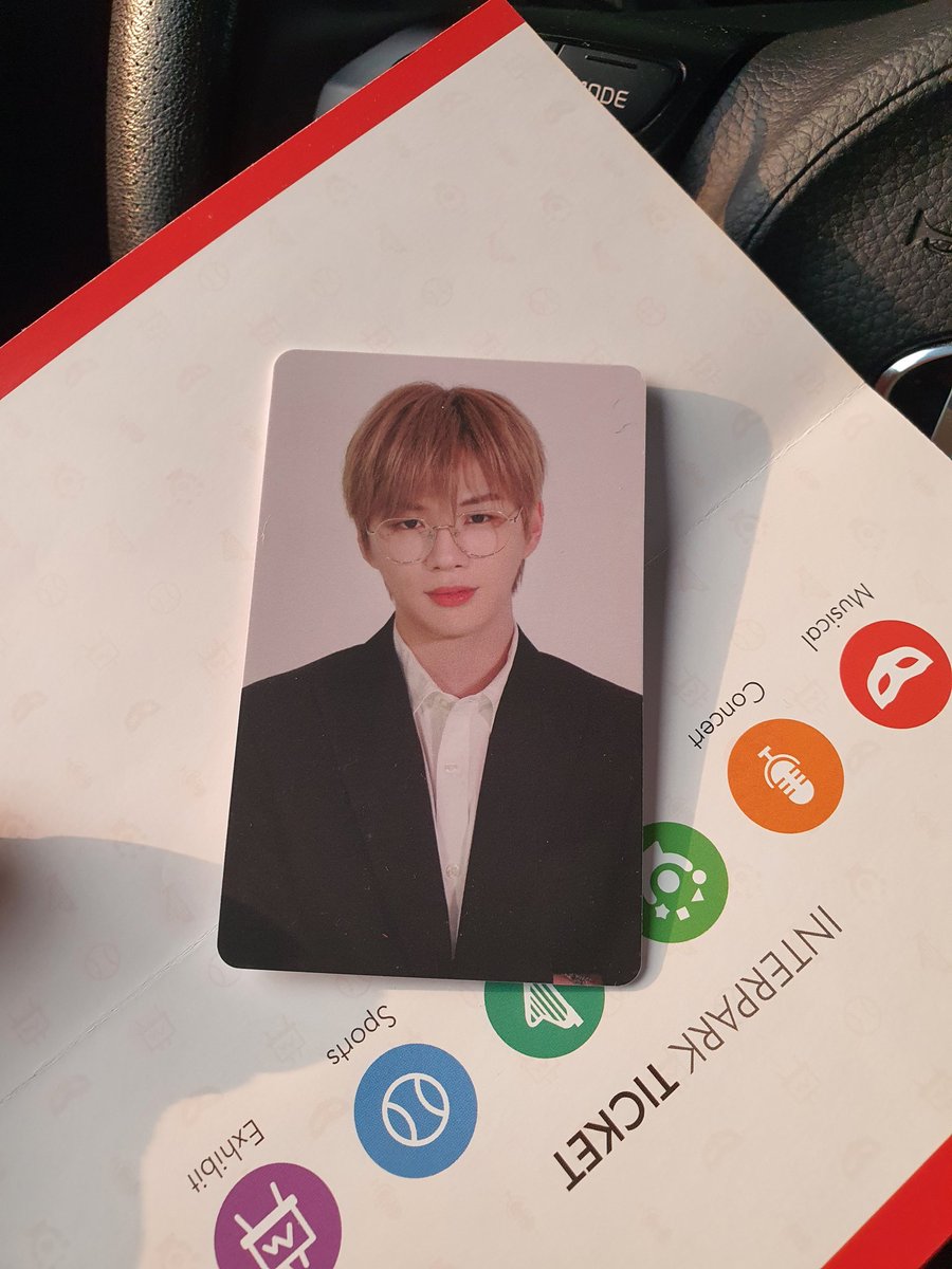 emfma12's tweet photo. 어쩜 좋아ㅋㅋ 너무 사랑스러워ㅋㅋ
티켓 맘에 든다♥
#강다니엘
#KANGDANIEL
#FIRST_PARADE https://t.co/3zxEZdBdKL