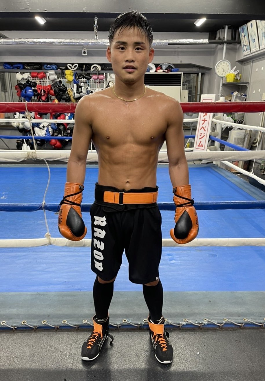 ウイニングとNo Boxing No Life 共に京口紘人選手がサンドバッグ