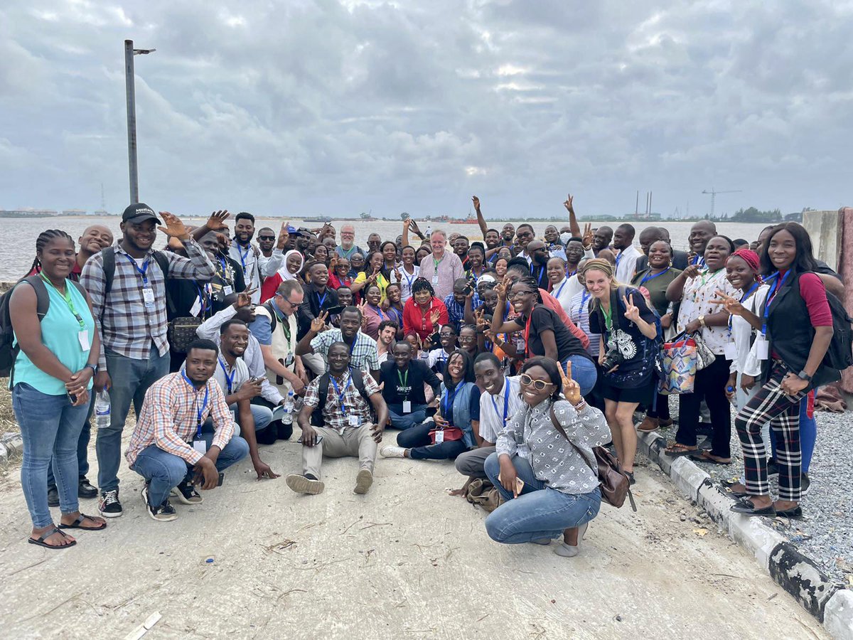 knoop's tweet photo. Excited to share the power of #GIS via the #AfricaGeoPortal with participants in the Coastal Ocean Environment Summer School in Nigeria and Ghana #COESSING @ArcGISOnline https://t.co/1WC2B9HN3Y