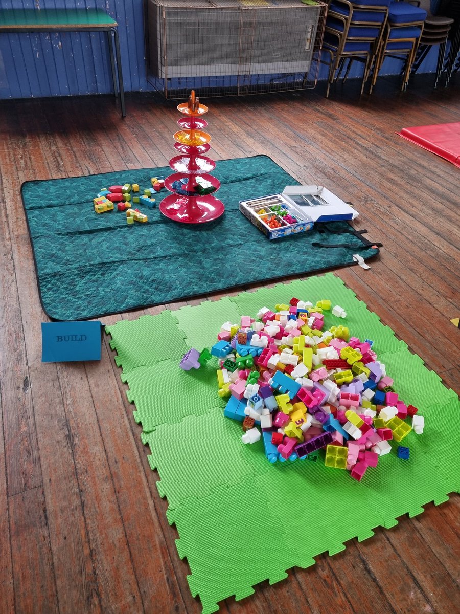 CommunitySarah's tweet photo. Come and join us for fun and exploring at St Thomas Church. @interferenceart @ShowtownBPL @CECDBlackpool @BetterStartBpl @MrsMoore23 https://t.co/NO6ap16nIM