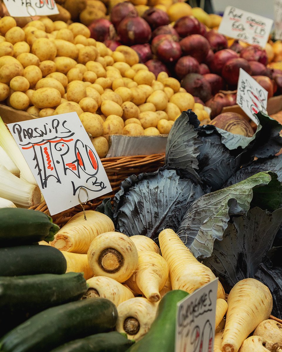 Hi Leeds we are berry 🫐 pleased to announce that Neils Quality Greengrocers has expanded it's produce offerings exclusively with Good Sixty! (Link in bio!)  Get 15% off your next order. 🎉 Simply enter NEILSANDG60 at checkout. @neilsgreengrocers

#Leeds #Shoplocal #blueberryszn