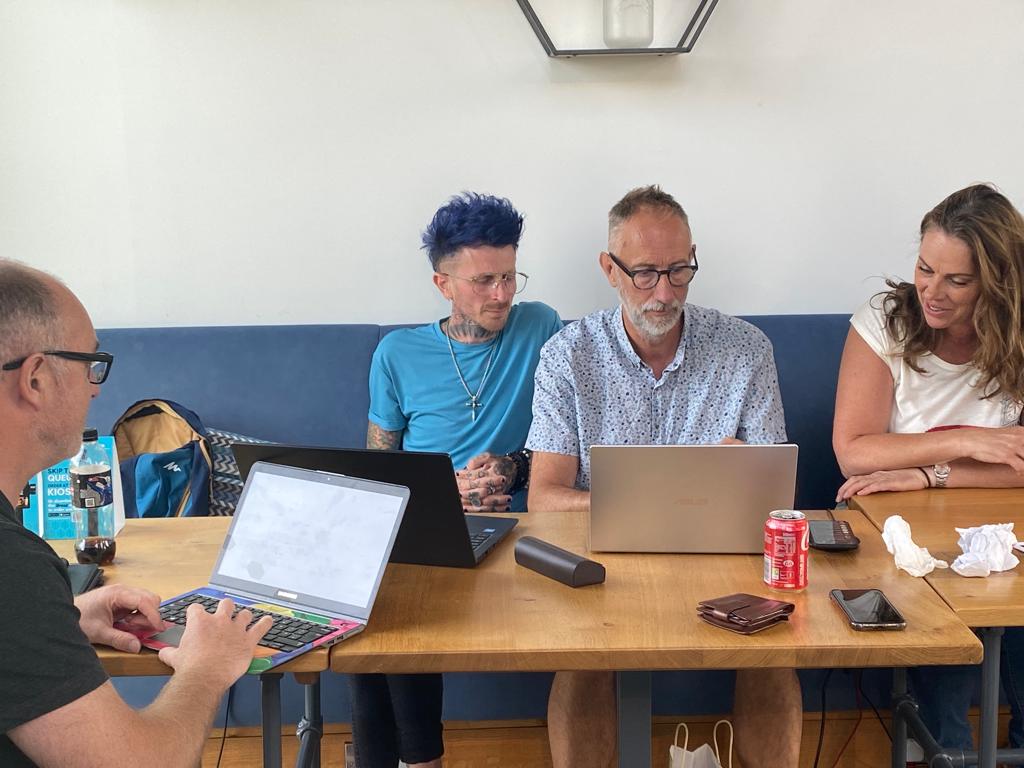 Soundbox_MA's tweet photo. Soundbox IT day. We love teaching, but the system needs work. Purposebridge helping us to get our IT in order!

#soundboxMA #techDay #Purposebridge #musicLessons #ITLessons https://t.co/YpSWFpDYqV