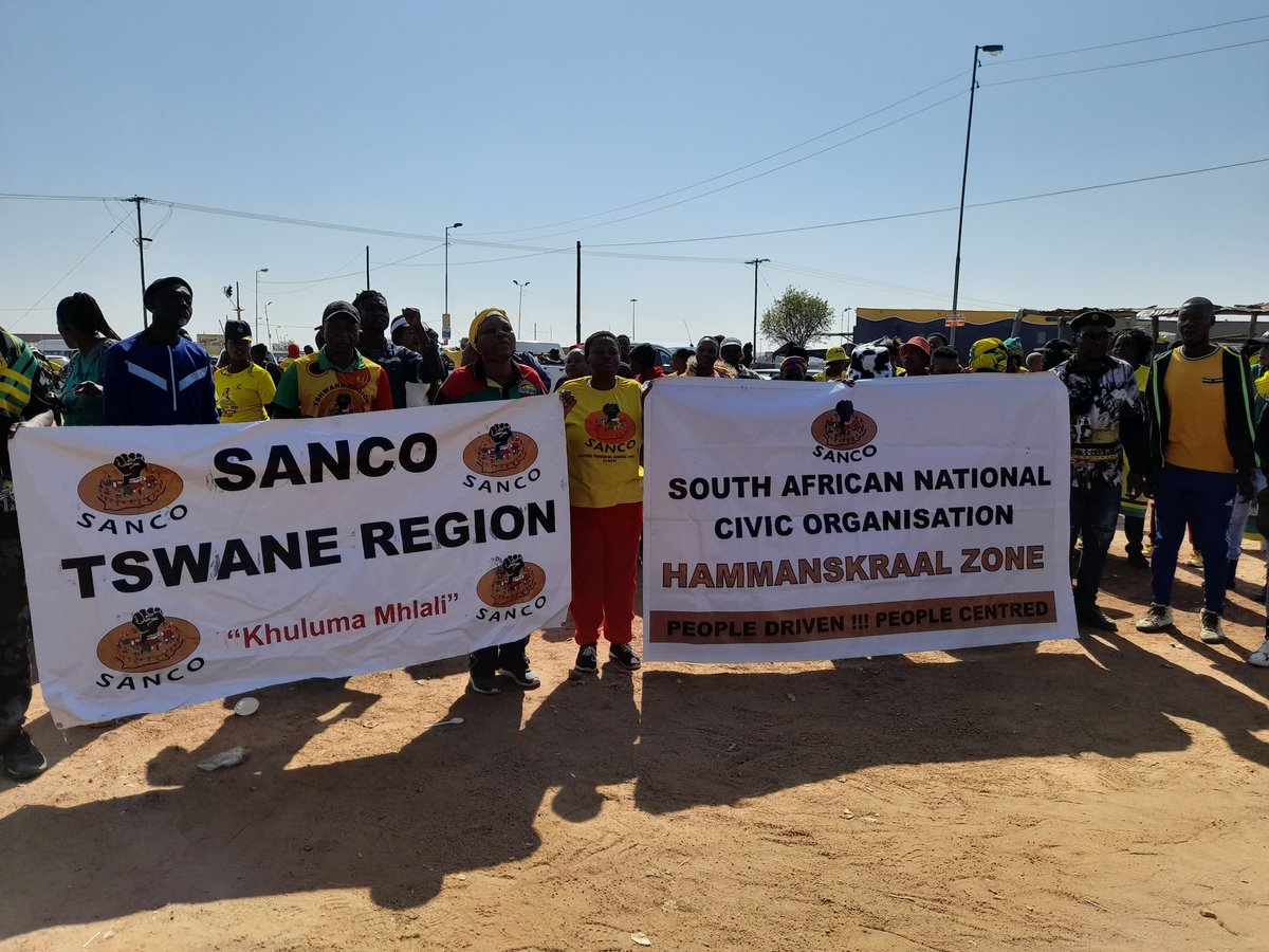 MnisiNkosikhona's tweet photo. #ANCMarch| SANCO is also in attendance to flag ANC and community members in calling for the end of high levels of crime in the country. @POWER987News https://t.co/vr6mvR5BDI
