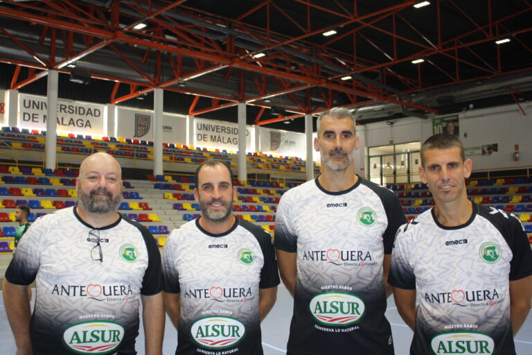 🆕📣 El @AlsurBMATQ da el pistoletazo de salida a la temporada 2022/23

➕ℹ️ Toda la información en la web 👇🏻
bmlosdolmenes.es/2022/08/04/el-…

📹🗣️ Rueda de prensa completa ⬇️
youtu.be/s8tfDuTgBSc

#SienteLaLlamada 
#somosdebalonmano
#UnMismoCorazonVerde